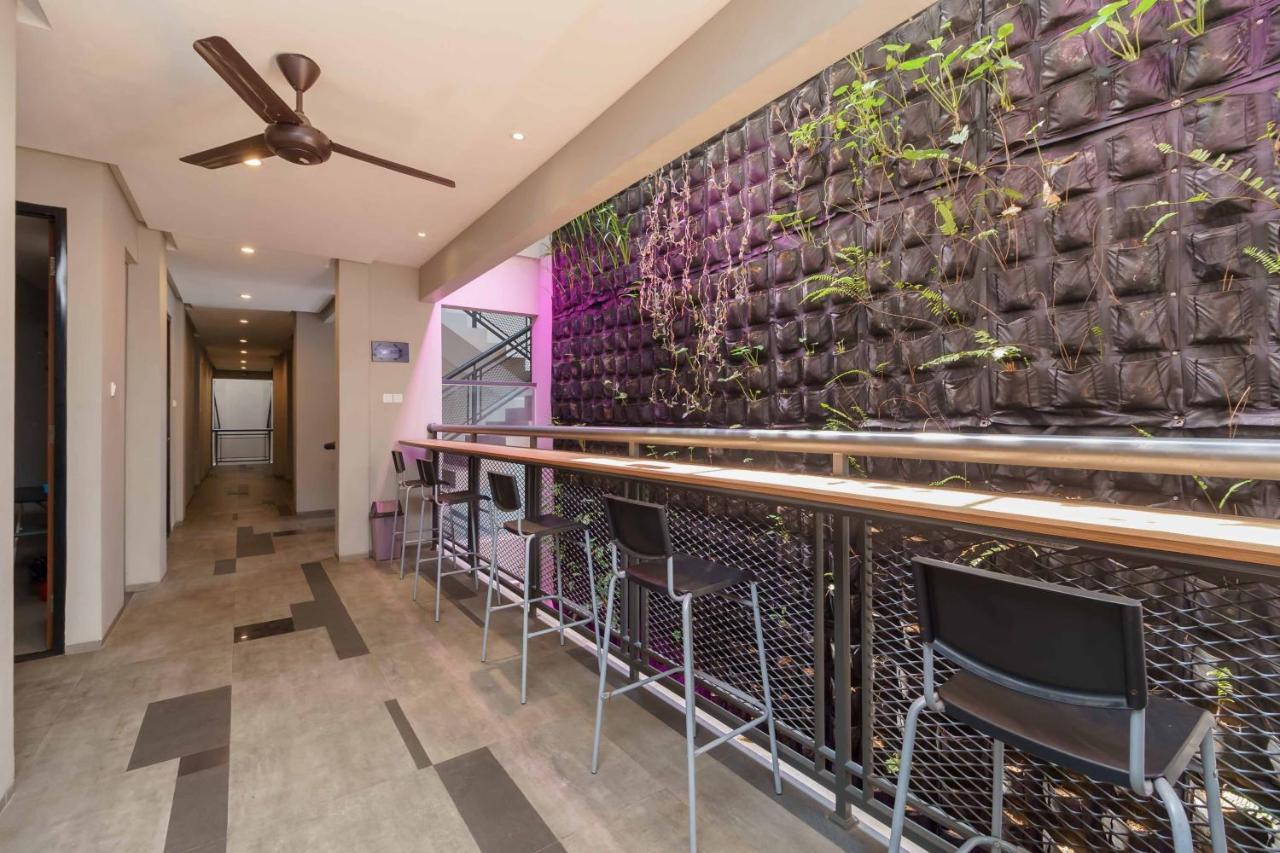 Reddoorz Plus Near Radio Dalam 3 Jakarta Exterior foto